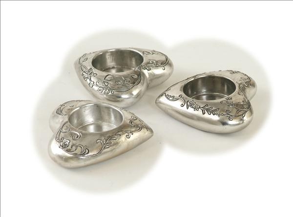 Set Of 3 Silver Heart Tealight Holders