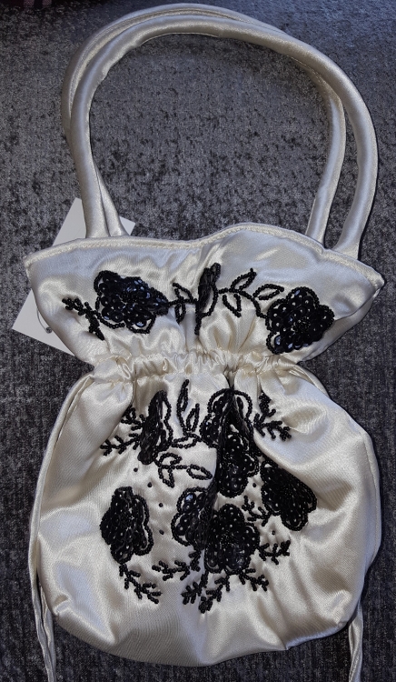 Beaded Satin Drawstring Bag - Image 2