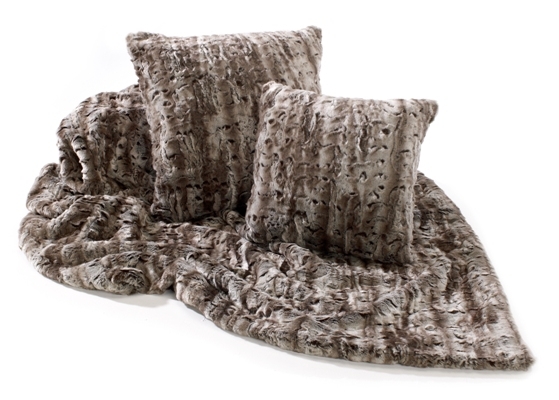 Katrina Hampton Silver Andes Faux Fur Throw 140x240cm